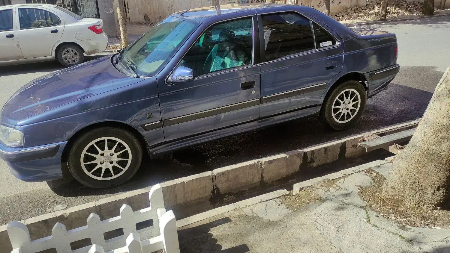 پژو پارس ۹۳|خودرو سواری و وانت|بروجرد, |دیوار