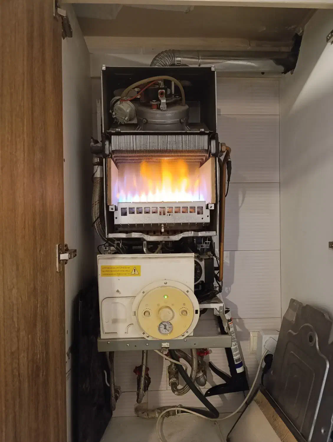 تعمیر سرویس پکیج سرویسکار تعمیرکار شوفاژ رادیاتور|خدمات پیشه و مهارت|تهران, تهرانپارس شرقی|دیوار