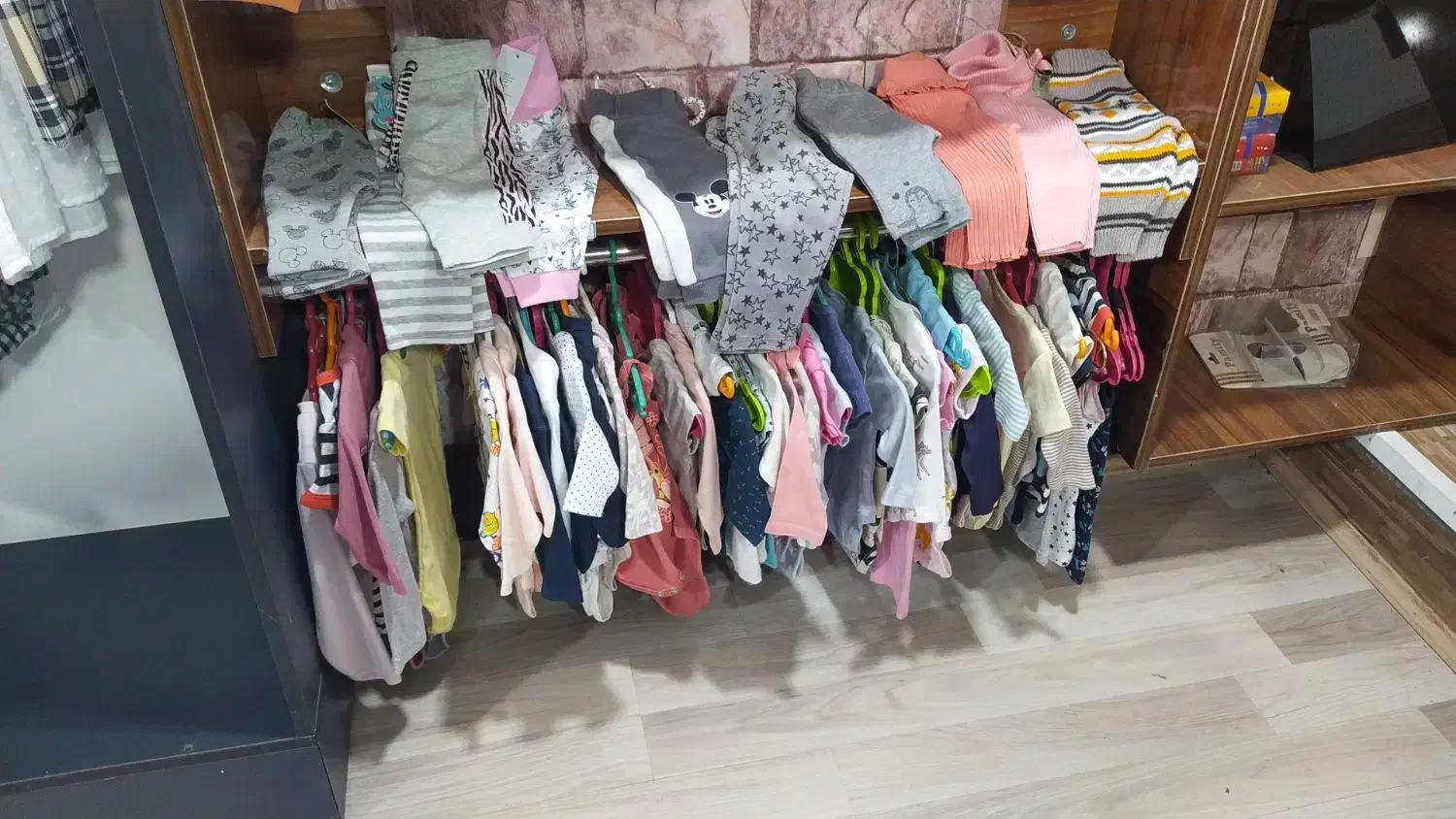 واگذاری تمامی اجناس مغازه بصورت عمده زیر قیمت|حراج|میانه, |دیوار