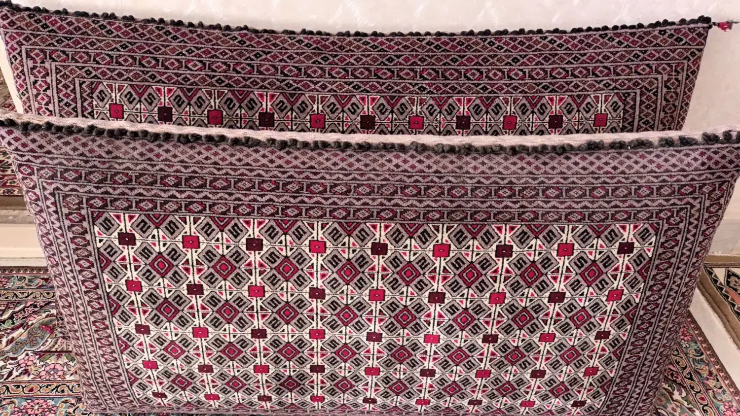 دو جفت پشتی دستبافت کرک|پشتی|ورامین, ورامین|دیوار