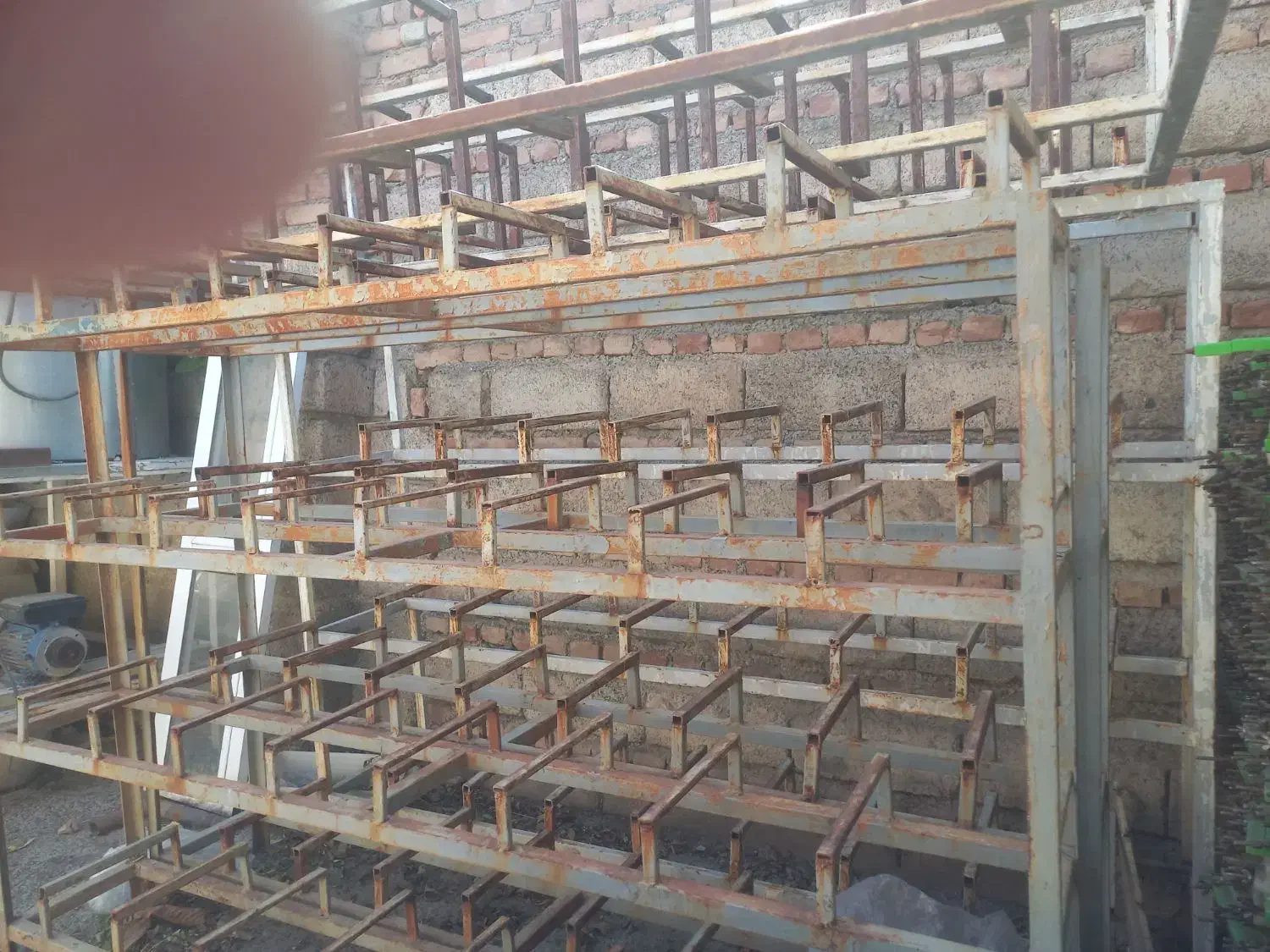 دستگاه ولوازم نبات شاخه وچوبی|ماشینآلات صنعتی|شبستر, |دیوار