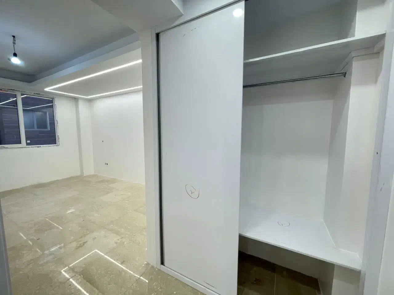 ۸۸ متر دوخواب برج باغ بینظیر شهران