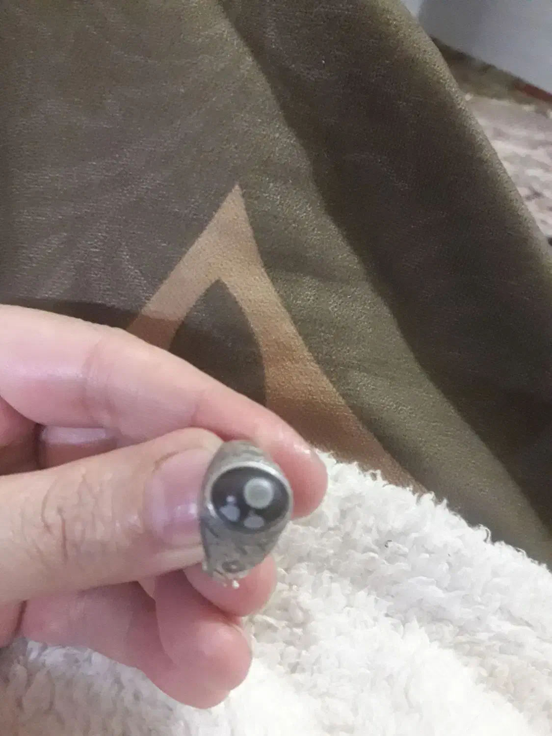 انگشتر|جواهرات|زرندیه, |دیوار