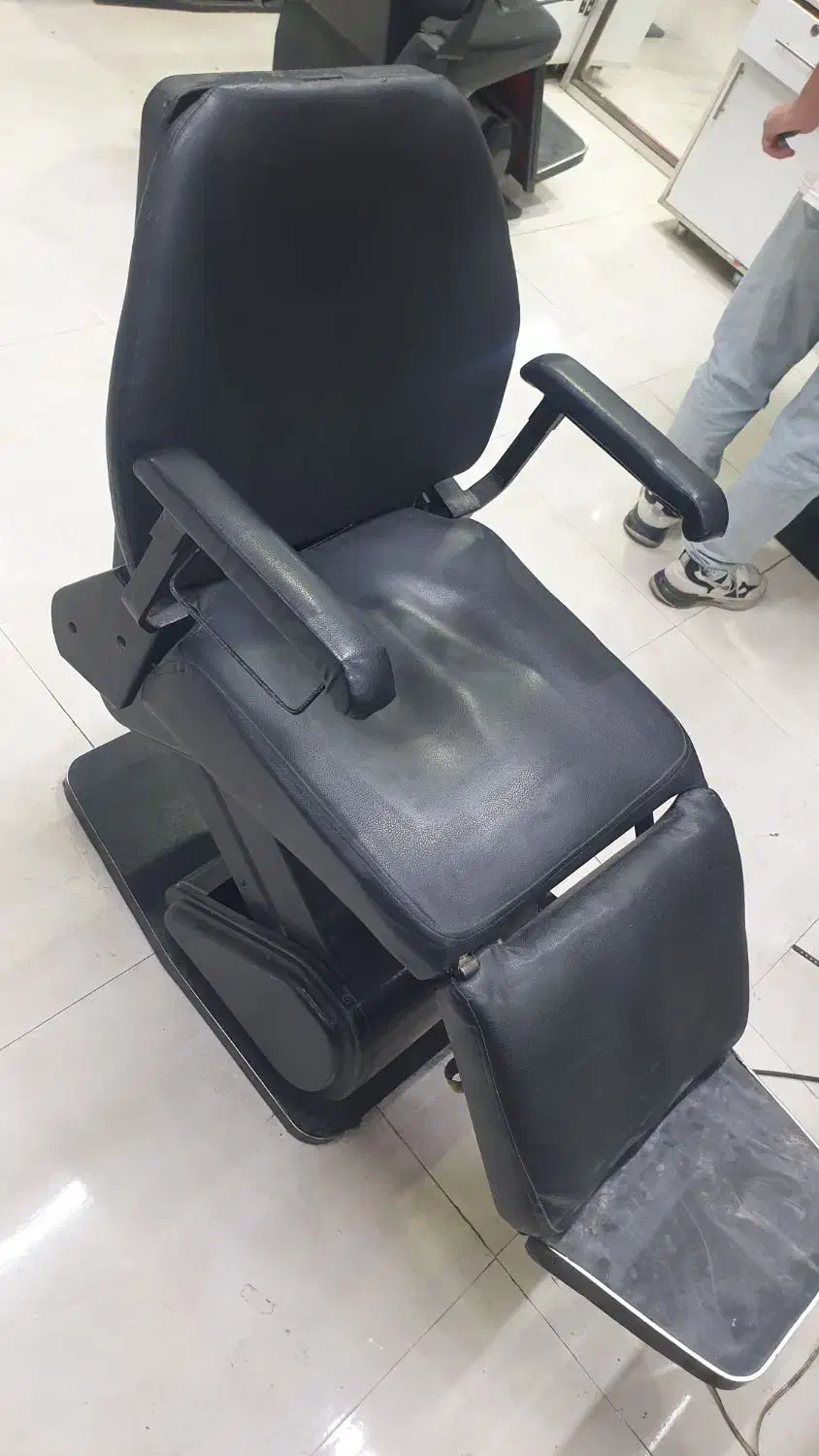 فروش صندلی برقی|آرایشگاه و سالنهای زیبایی|مشهد, امیر المومنین|دیوار