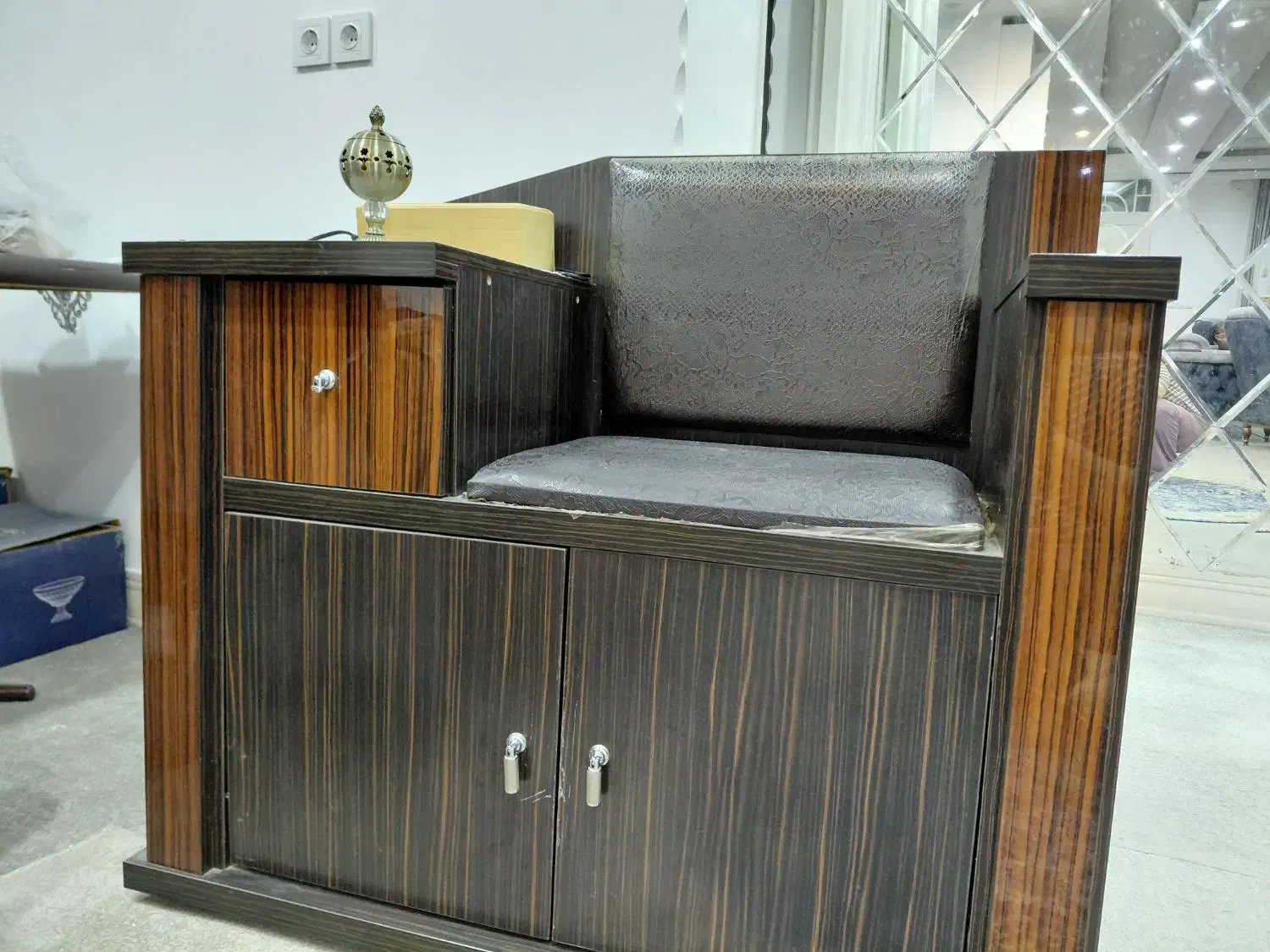 میز تلفن|میز تلفن|رامهرمز, |دیوار