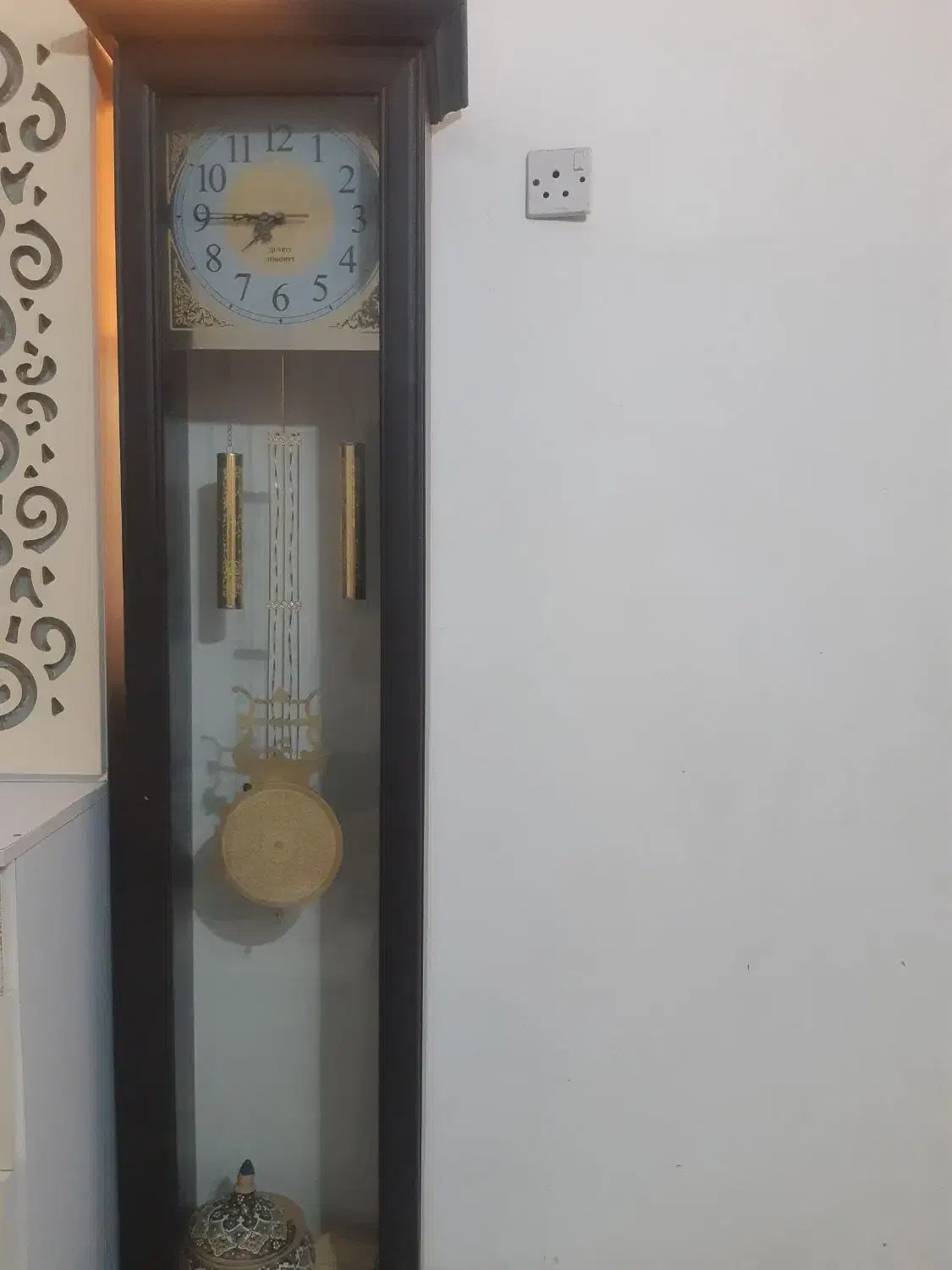 ساعت|ساعت|بندر کنگان, |دیوار