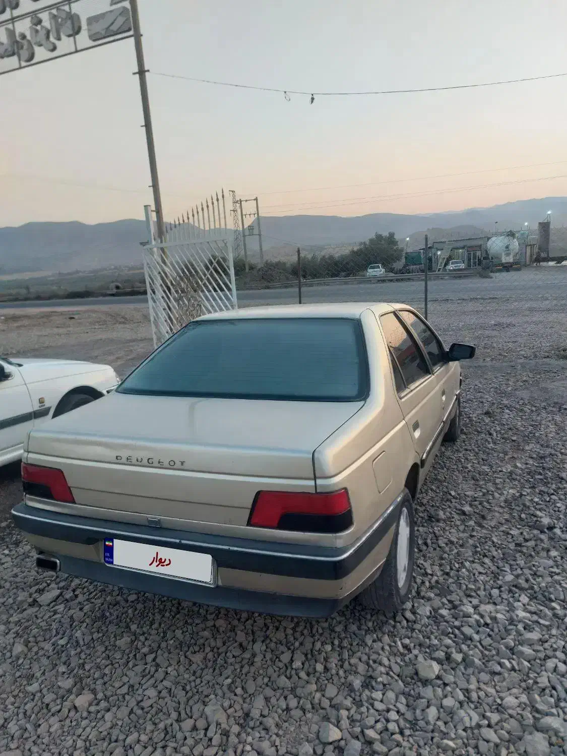 پژو مدل۸۲|خودرو سواری و وانت|لوشان, |دیوار