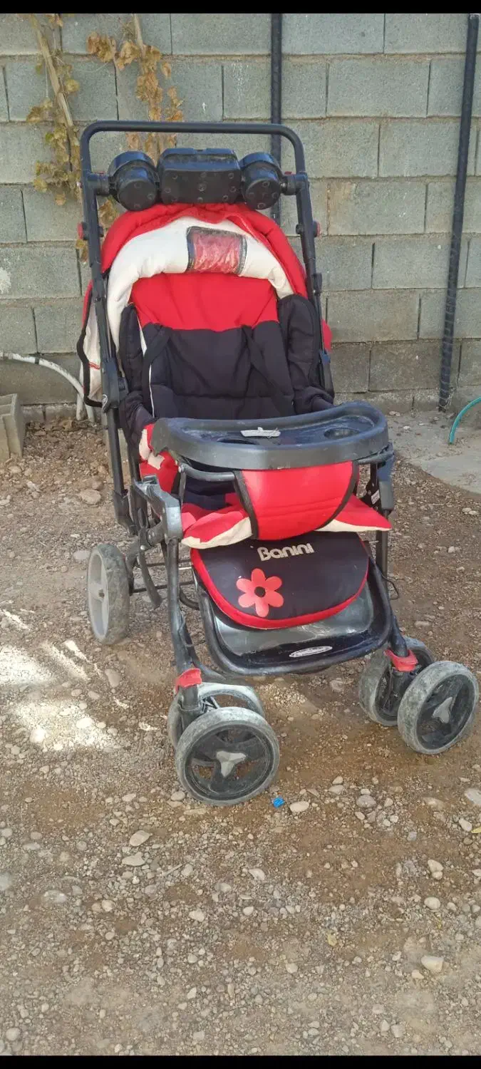 کالسکه قرمز مشکی|کالسکه و لوازم جانبی|شیراز, گویم|دیوار