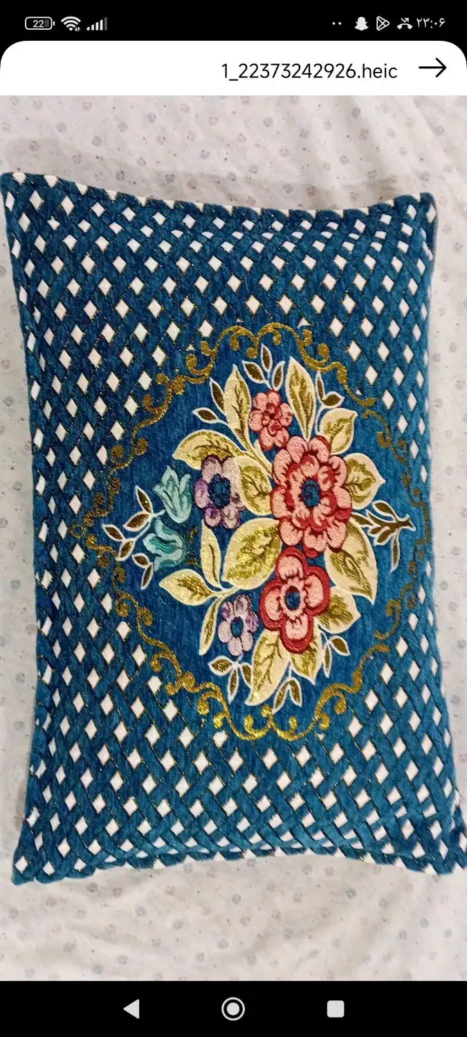 روبالشی زرکدار|رختخواب، بالش، پتو|قم, پردیسان|دیوار