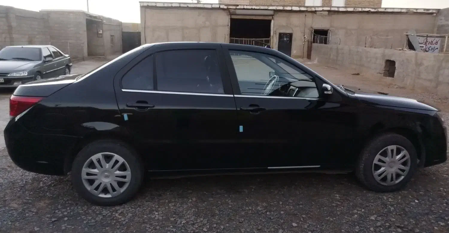 دنا|خودرو سواری و وانت|همدان, |دیوار