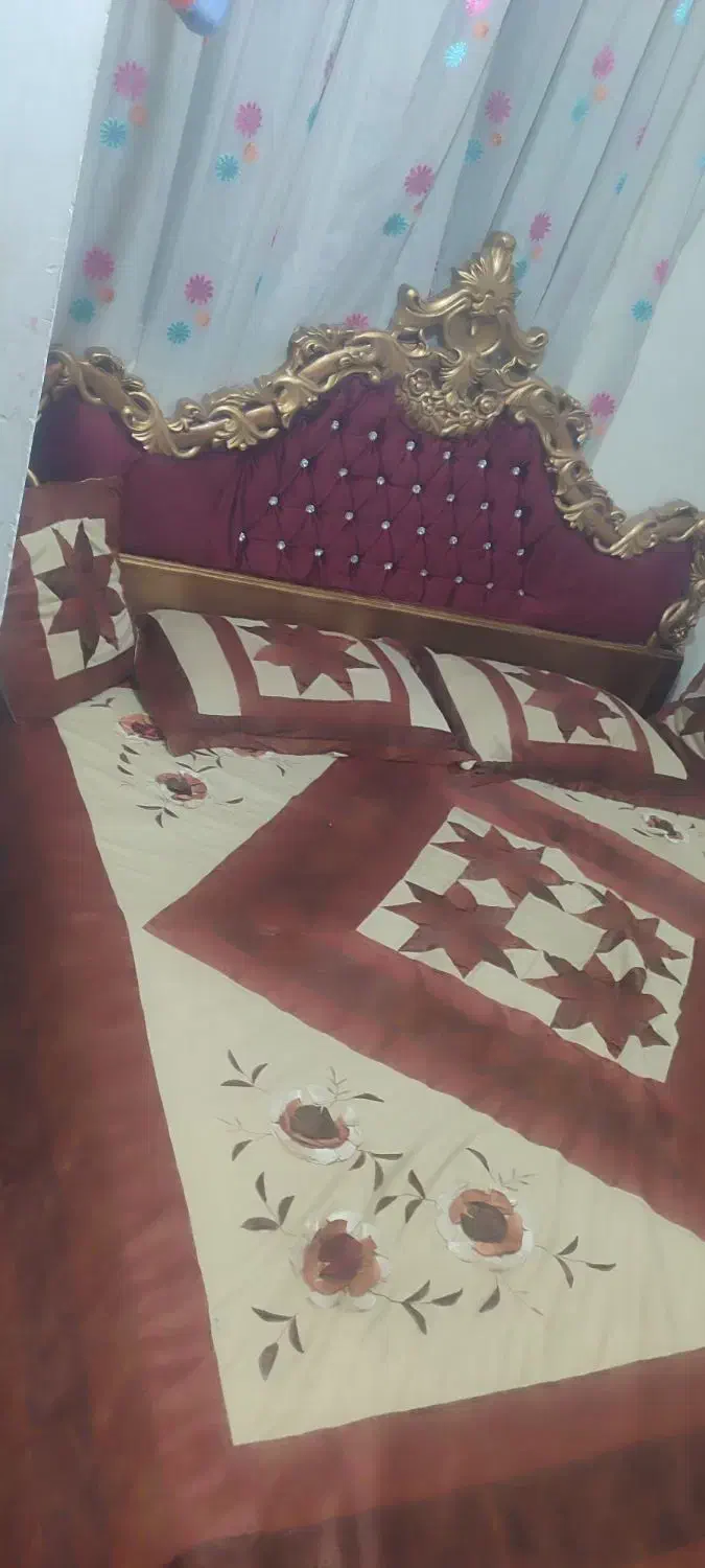 تخت دونفره سلطنتی|تخت و سرویس خواب|تهران, والفجر (افسریه)|دیوار