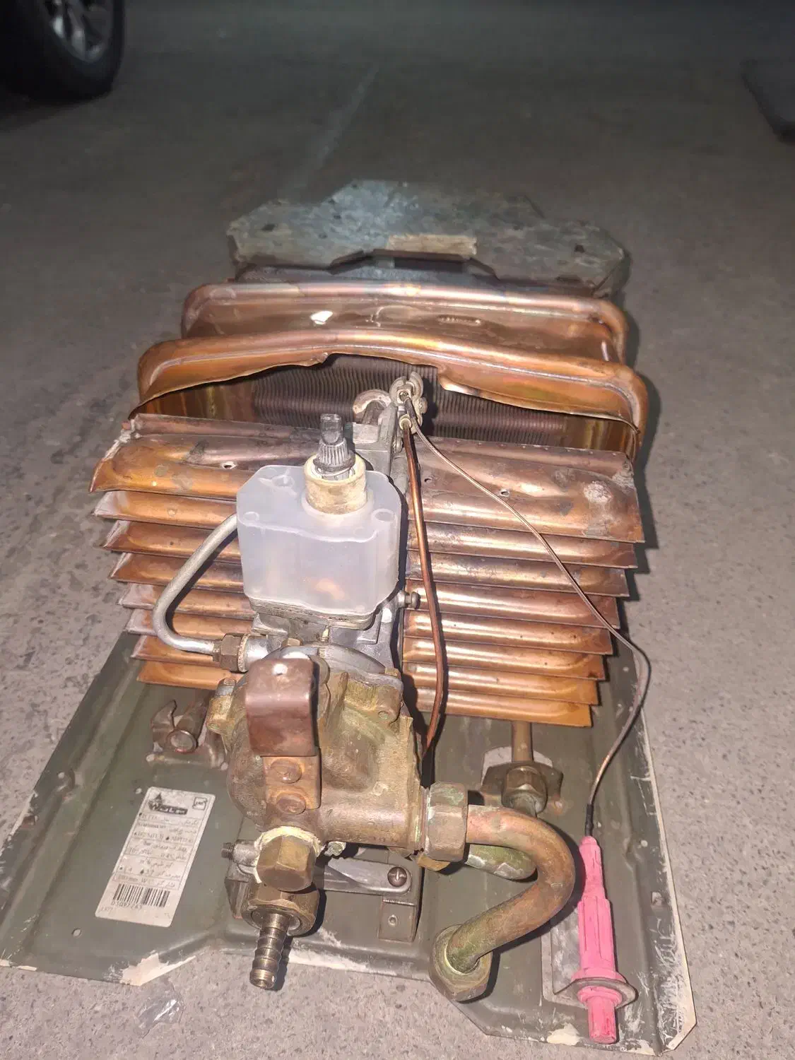 آبگرمکن بوتان سالم|آبگرمکن، پکیج، شوفاژ|ری, هاشم‌آباد|دیوار