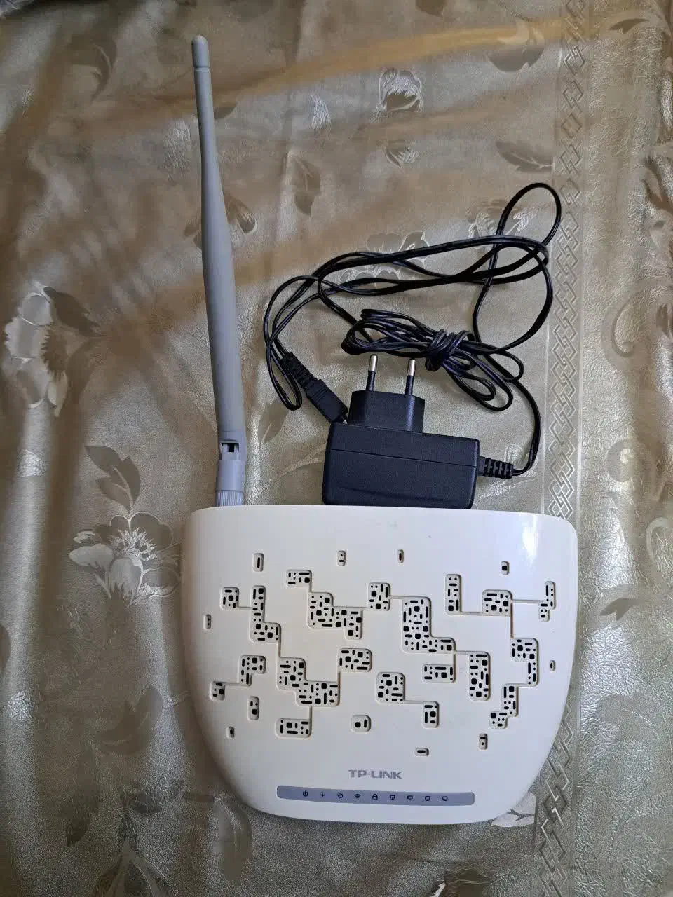 مودم وای فای adsl تیپیلینک|مودم و تجهیزات شبکه|قزوین, |دیوار