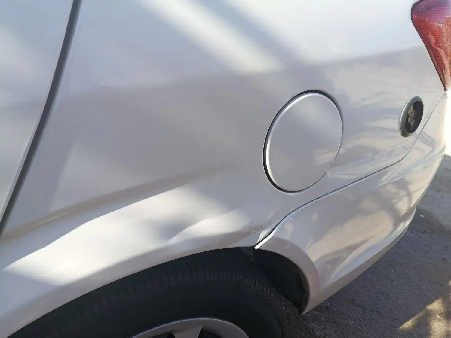 ساینا دوگانه کارخانه مدل ۱۴۰۲ سفید کم‌کارکرد|خودرو سواری و وانت|شیراز, قدوسی شرقی|دیوار