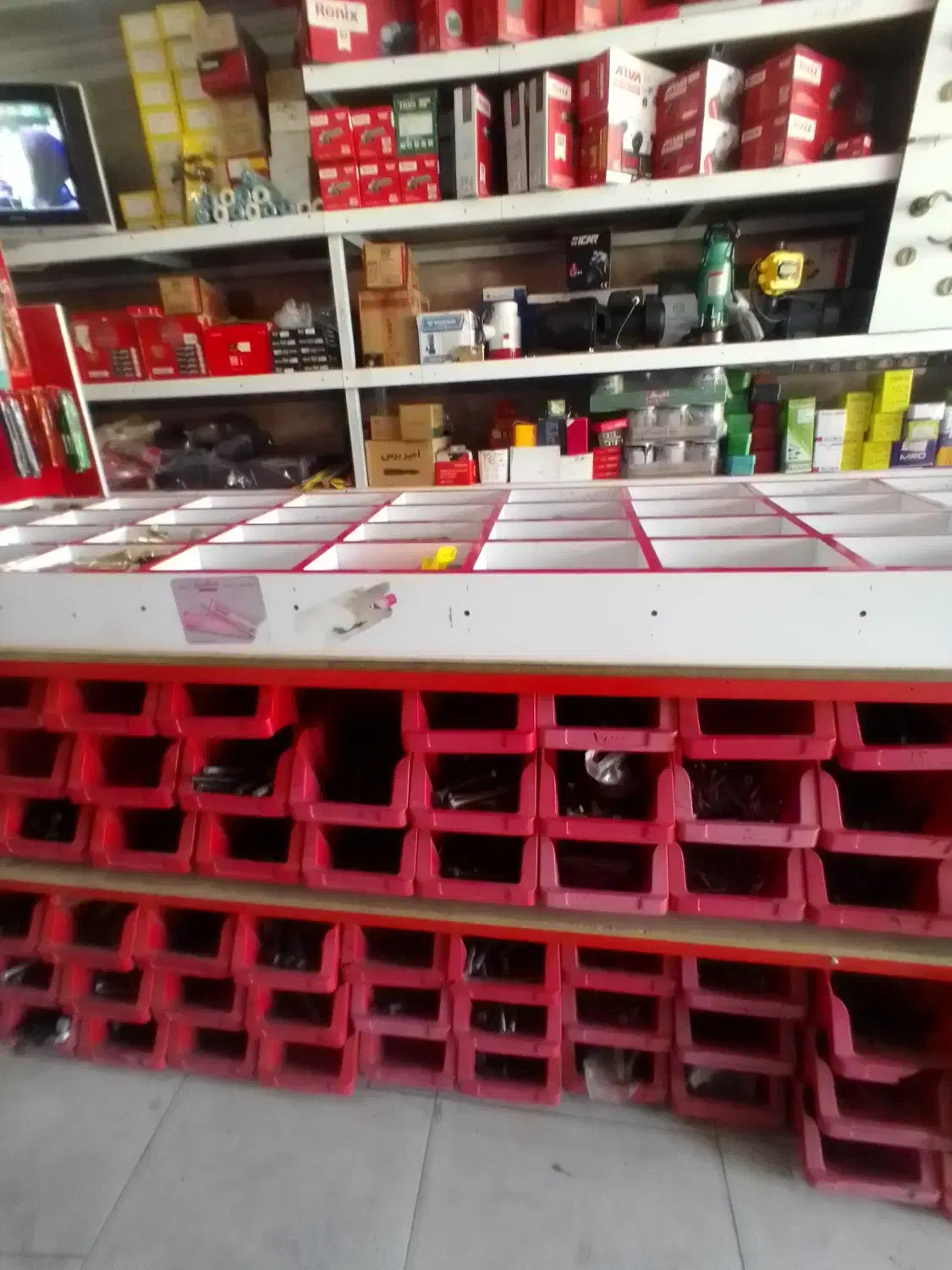 فروش پیچ و مهره کیلویی با تخفیف ویژه|ابزارآلات|شبستر, |دیوار