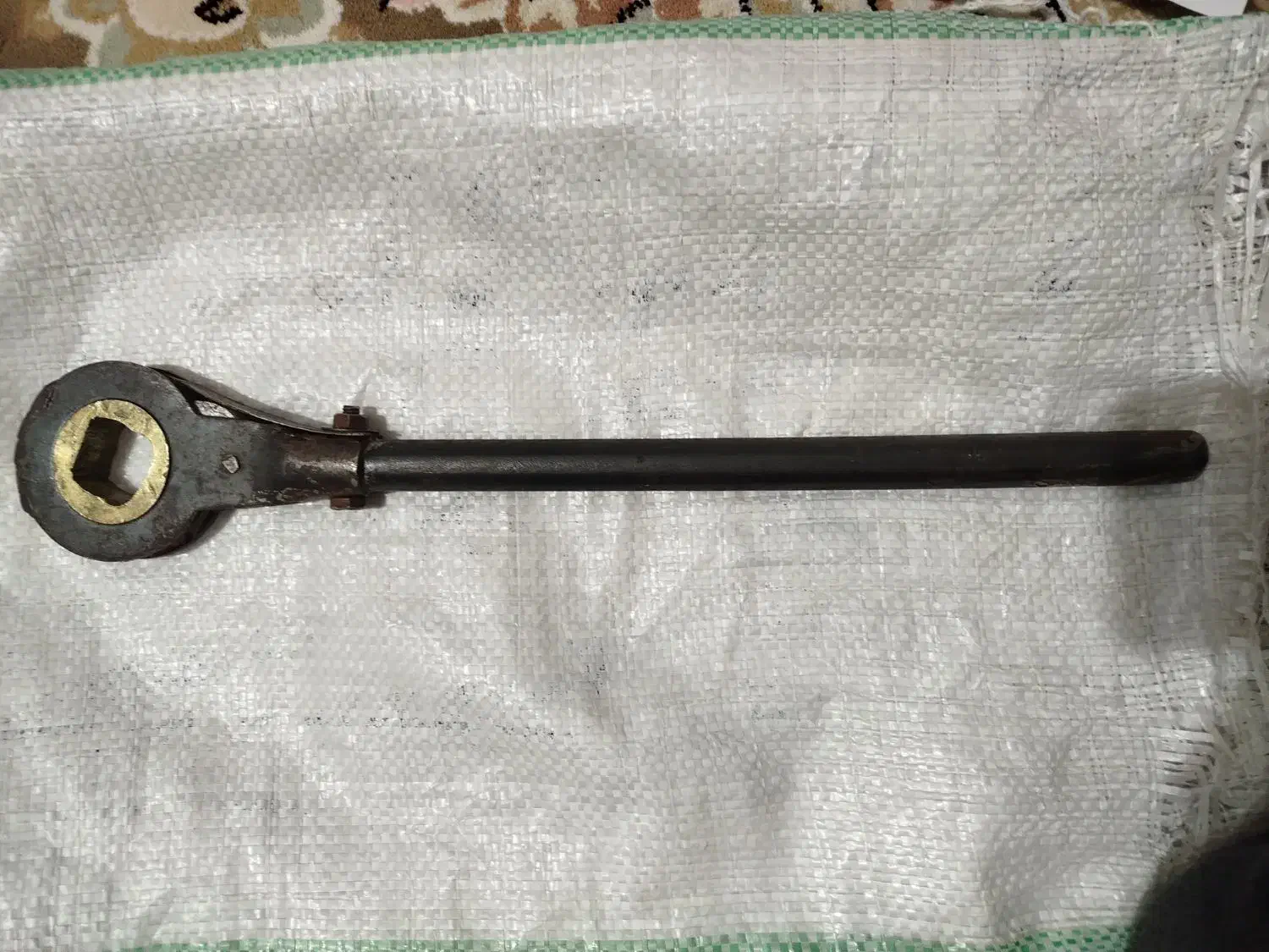 عتیقه جغجغه|کلکسیون اشیاء عتیقه|مبارکه, |دیوار