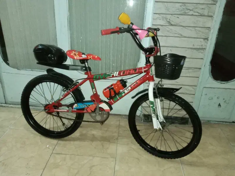 دوچرخه ۲۰ بچه گانه شیک وتمیز|دوچرخه، اسکیت، اسکوتر|اصفهان, کوهانستان|دیوار