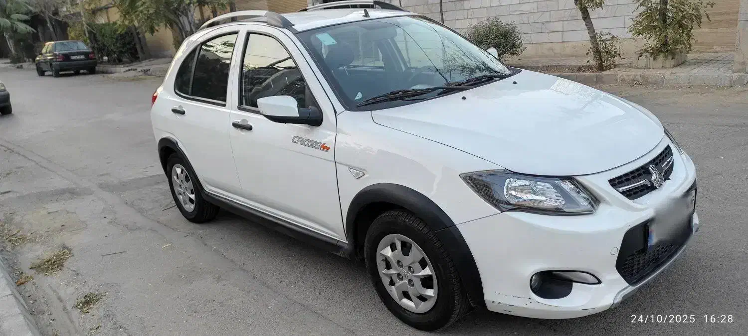 کوئیک ۱۴۰۱(اسفند) سفیدکارمندی کم کار و بی رنگ|خودرو سواری و وانت|مشهد, شهرک لشکر (شهرک غرب)|دیوار