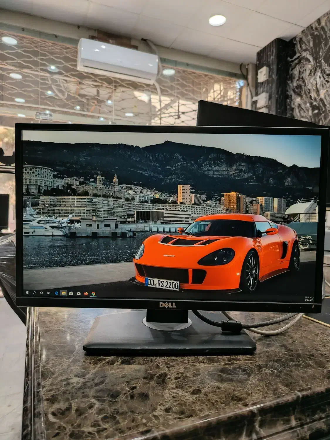 مانیتور 22 اینچ DELL IPS|قطعات و لوازم جانبی رایانه|کرمان, |دیوار