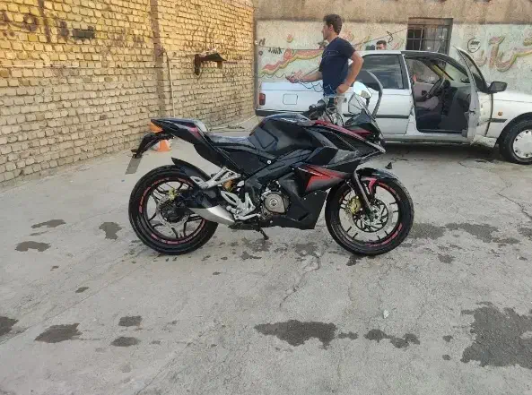 موتور سیکلت RS 200 مدل ۱۳۹۵ در حد|موتورسیکلت|تهران, کن|دیوار