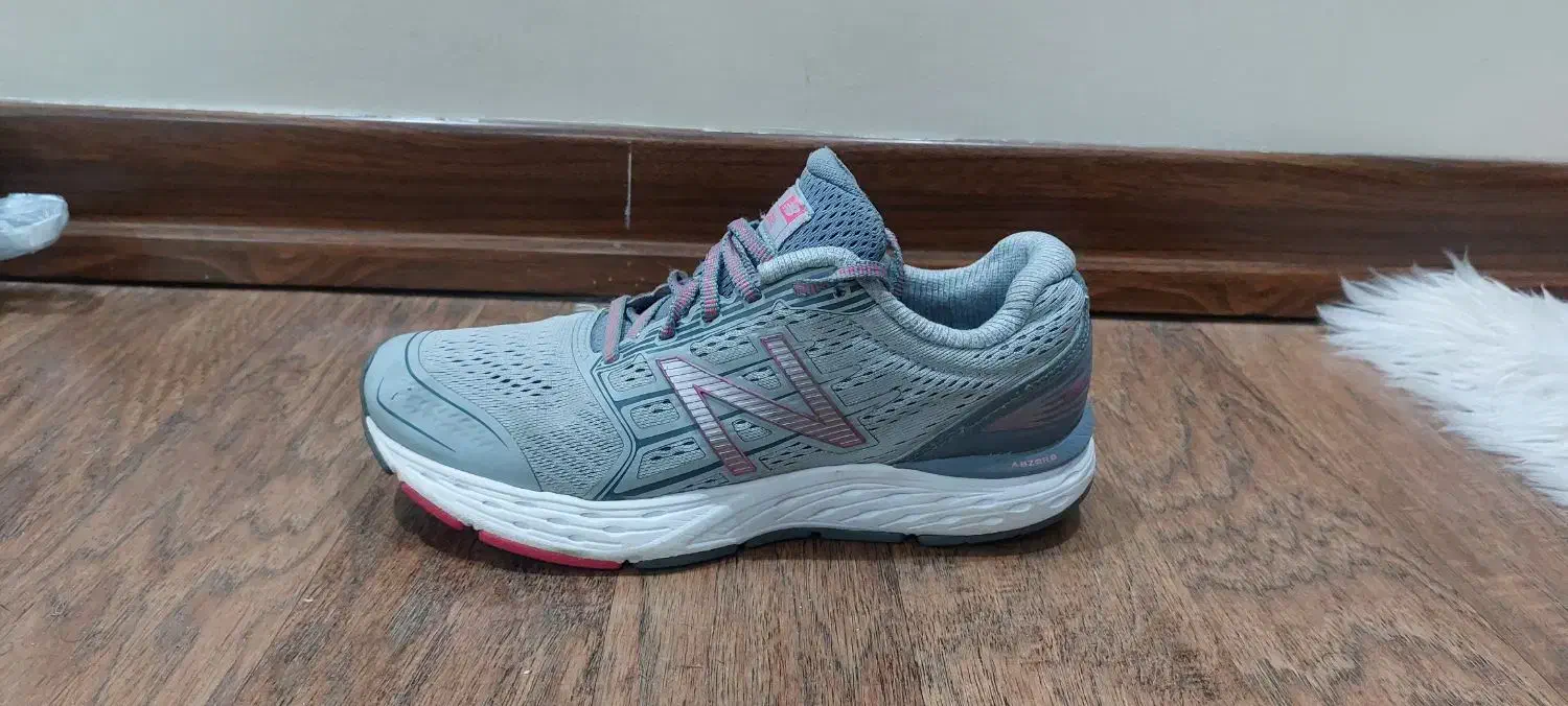 کتونی نیو بالانس اورجینال۶۸۰ سایز ۴۰|کیف، کفش، کمربند|تهران, هلال احمر|دیوار