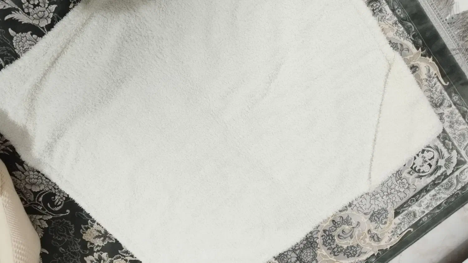 آغوشی و دورپیج کتان مناسب سیسمونی|اسباب و اثاث بچه|تهران, بلورسازی|دیوار