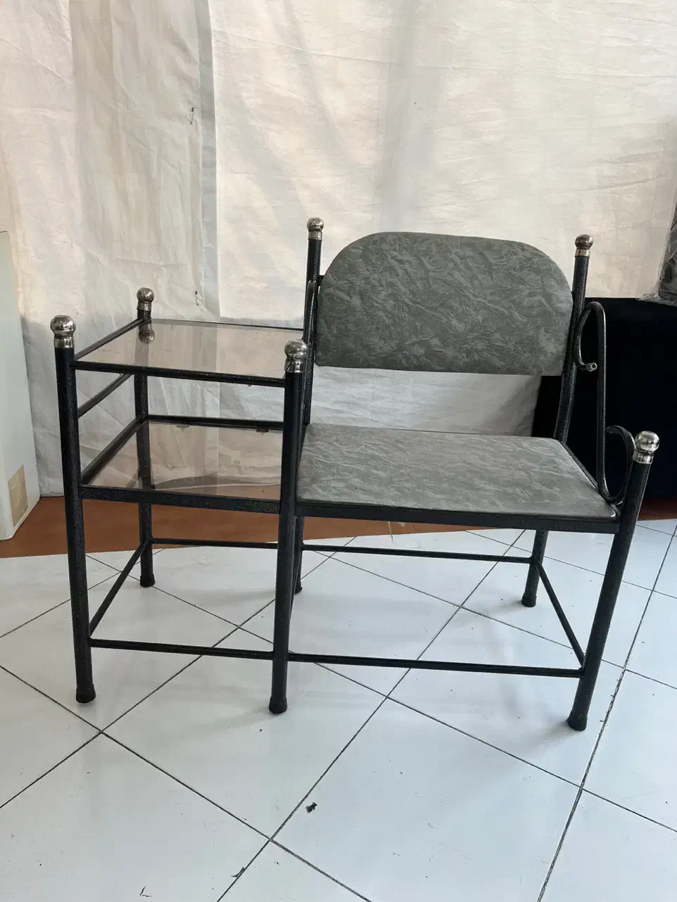 میز تلفن فلزی|میز تلفن|رباط‌کریم, رباط‌کریم|دیوار