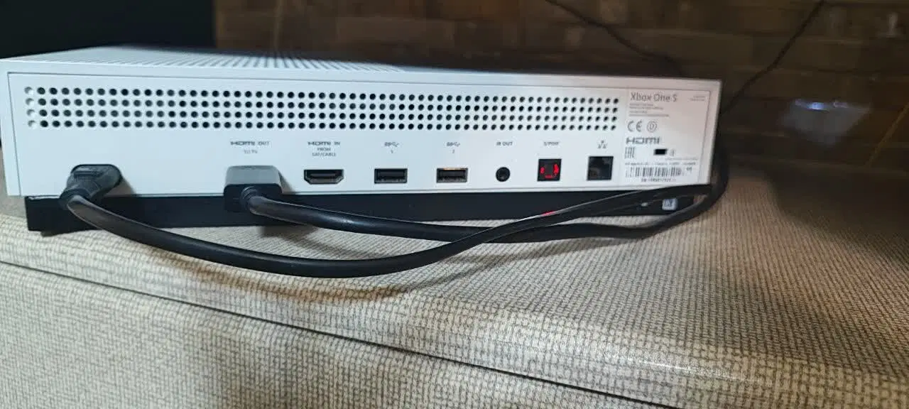 Xbox one s|کنسول، بازی ویدئویی و آنلاین|کازرون, |دیوار