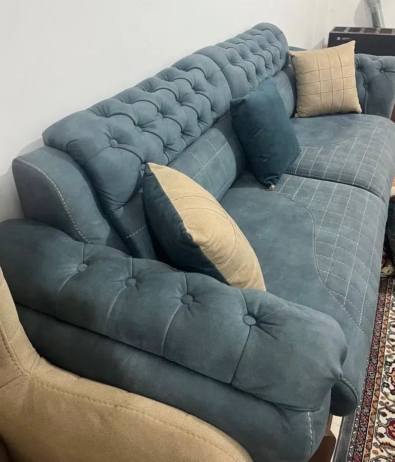 مبل چستر ۸ نفره رنگ خاص، سالم و کمکار|مبلمان خانگی و میز عسلی|رشت, حومه رشت|دیوار