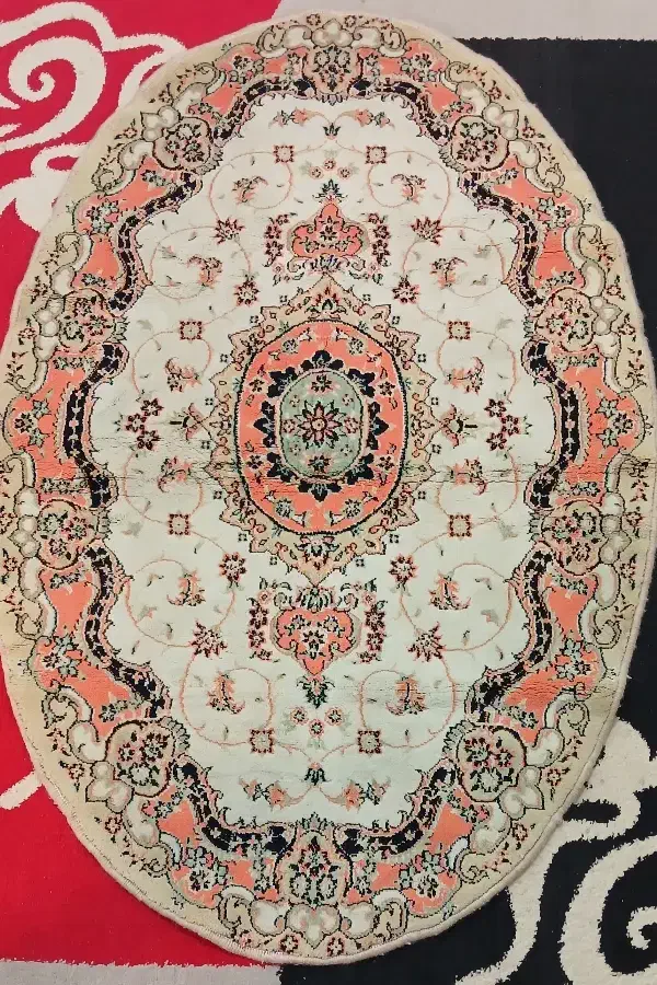 فرش بیضی|فرش|تبریز, |دیوار