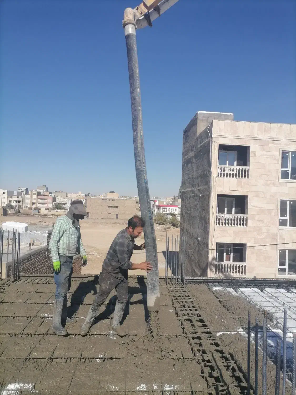 مجری ذیصلاح ساختمان|خدمات پیشه و مهارت|قروه, |دیوار