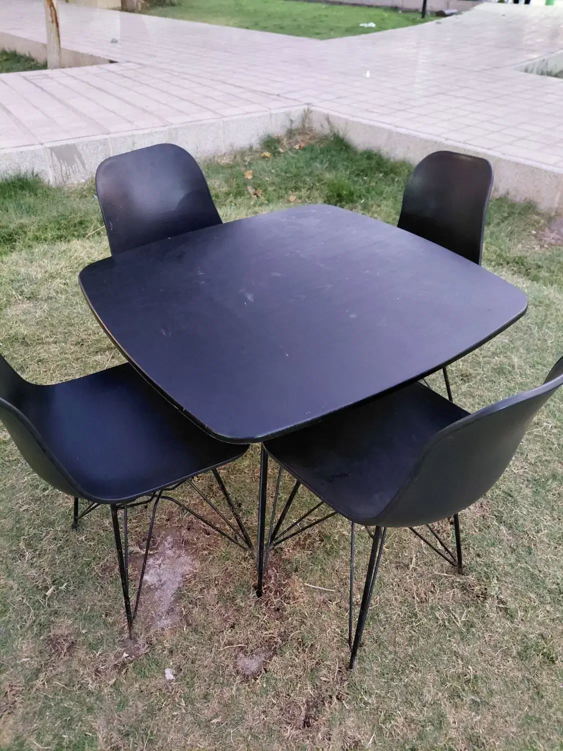 تعدادی میز و صندلی فروشی|میز و صندلی غذاخوری|زرند, |دیوار