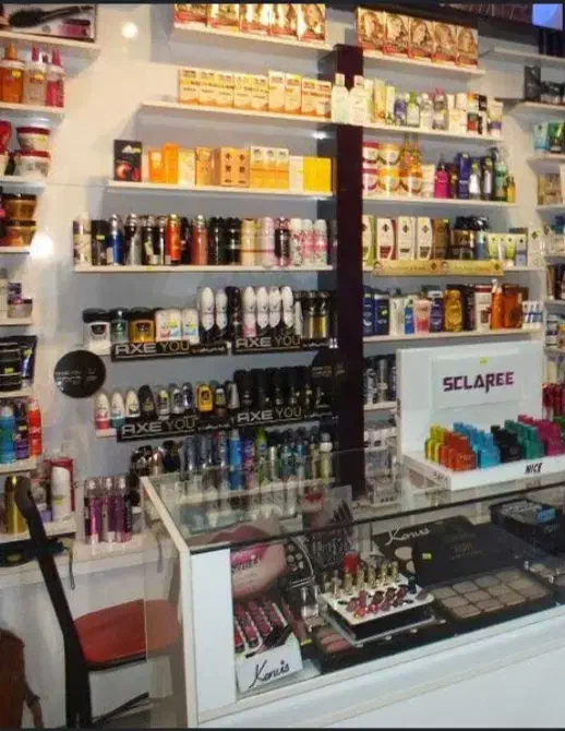 فروشنده|استخدام بازاریابی و فروش|پردیس, فاز ۱|دیوار