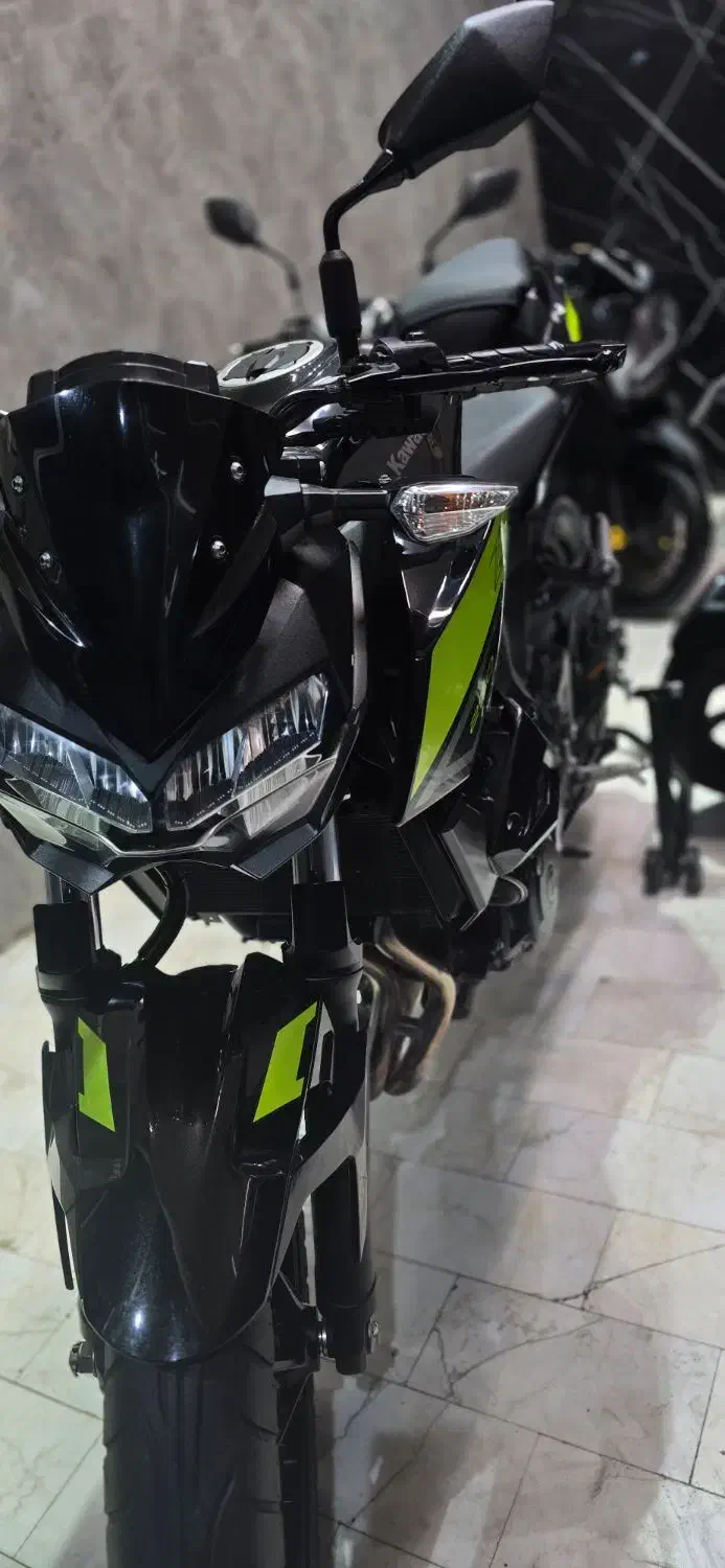 کاوازاکیz250|موتورسیکلت|تهران, قلمستان|دیوار