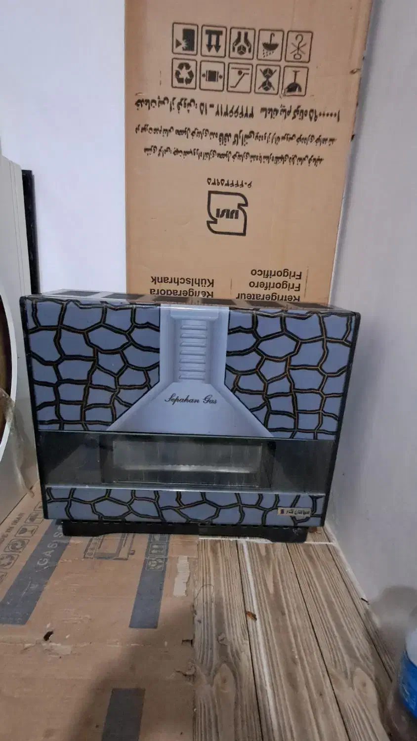 بخاری گازی سپاهان گاز|بخاری، هیتر، شومینه|هشتگرد, خور|دیوار