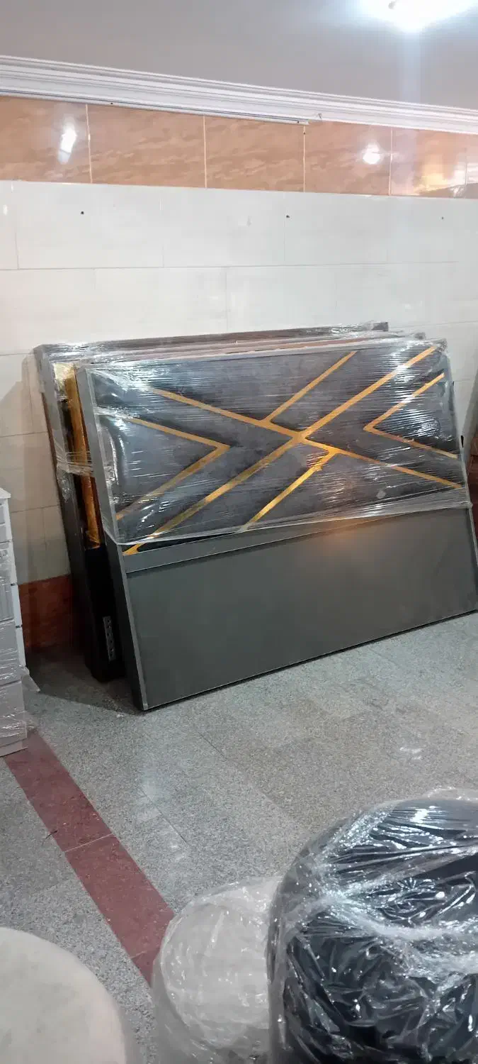 تختخواب لیزری|تخت و سرویس خواب|یزد, |دیوار