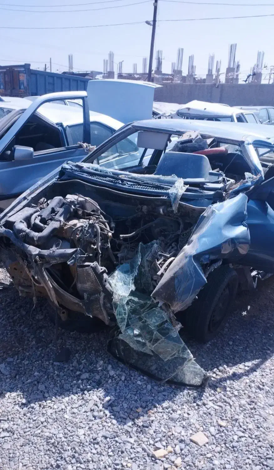 خریدار ماشین اسقاط فرسوده اوراقی تصادفی آتیش گرفته|خدمات موتور و ماشین|زاهدان, |دیوار