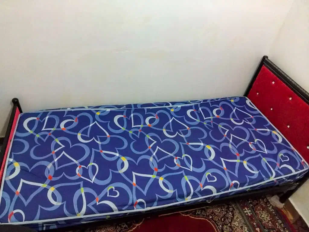 تخت تک نفره فلزی با تشک|تخت و سرویس خواب|رشت, آب آسیاب|دیوار