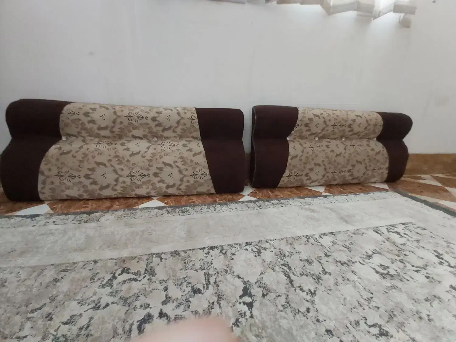 پشتی|پشتی|مرودشت, ژیان|دیوار