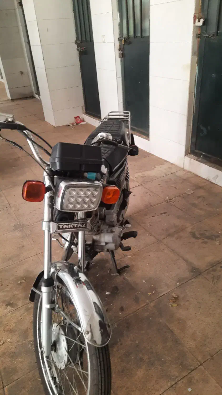 موتور هندا 125s|موتورسیکلت|اندیشه, اندیشه فاز ۱|دیوار