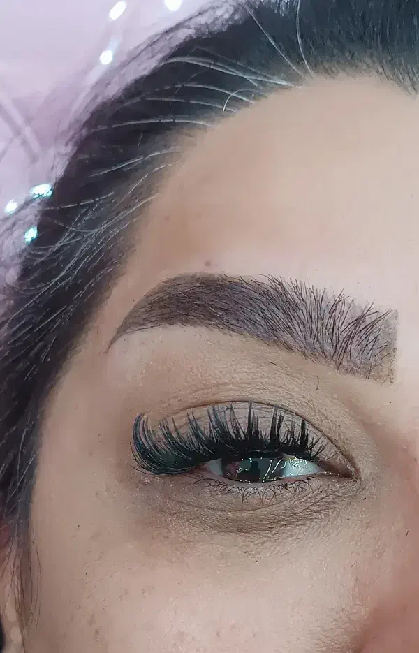 کاشت انواع مژه|خدمات آرایشگری و زیبایی|خرمآباد, |دیوار