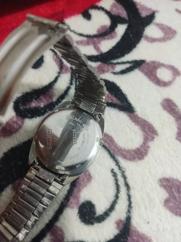 ساعت مچی|ساعت|گرگان, |دیوار
