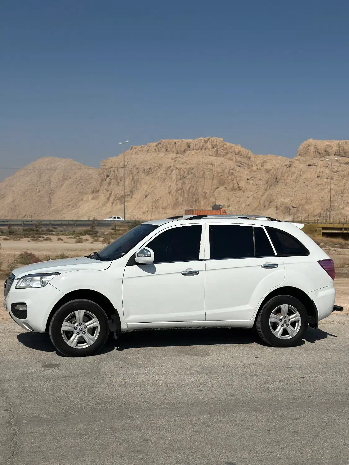 لیفانx60مدل۱۳۹۳دنده معمولی صفرترین لیفان ایران|خودرو سواری و وانت|شیراز, رکن‌آباد|دیوار