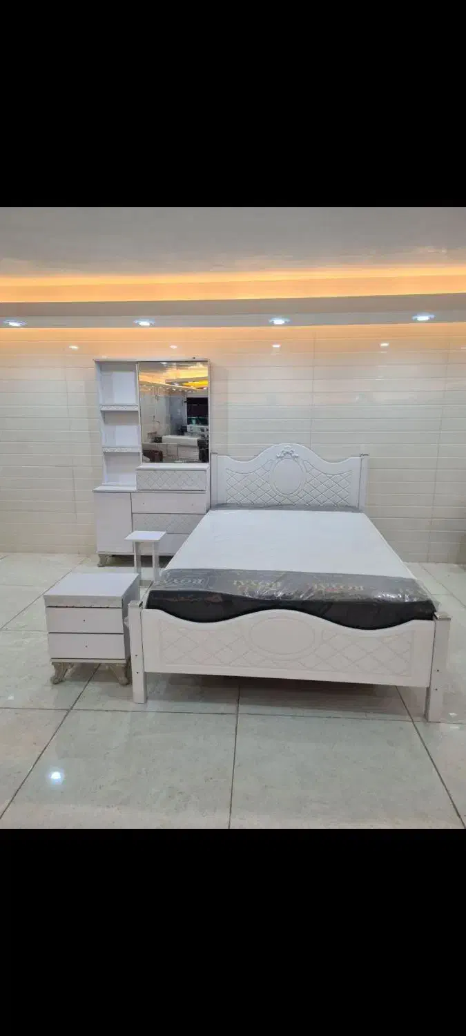 تخت خواب عرض120باکفی 4میلیون300|حراج|بروجرد, |دیوار