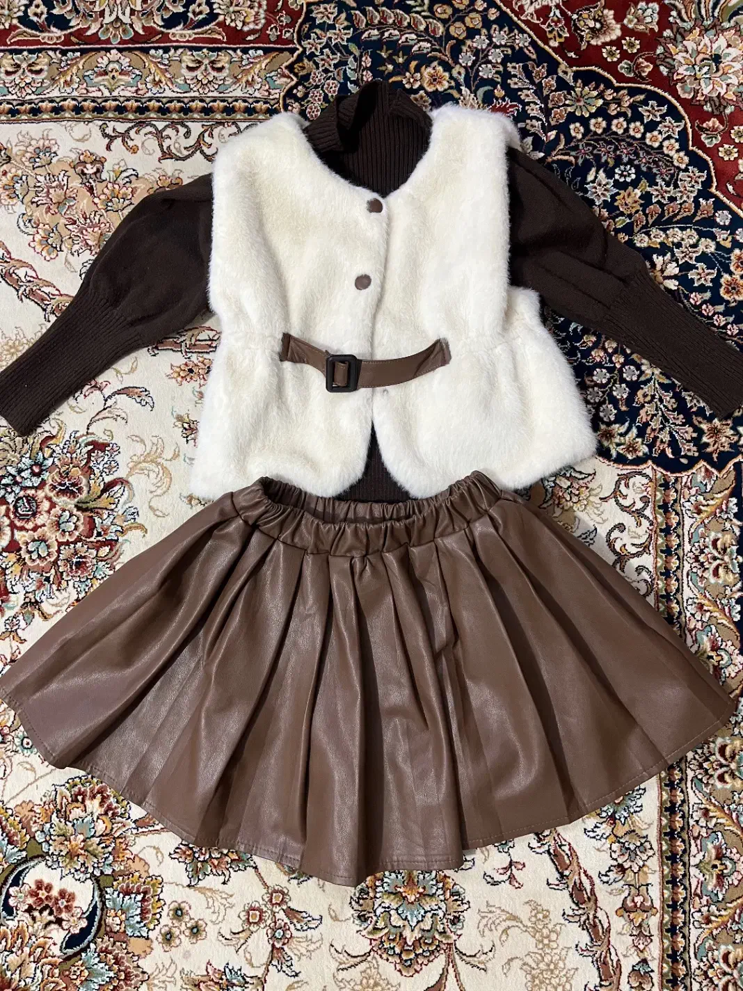 لباس بچگانه کاملا تمیز و سالم|لباس|مشهد, موسوی قوچانی|دیوار