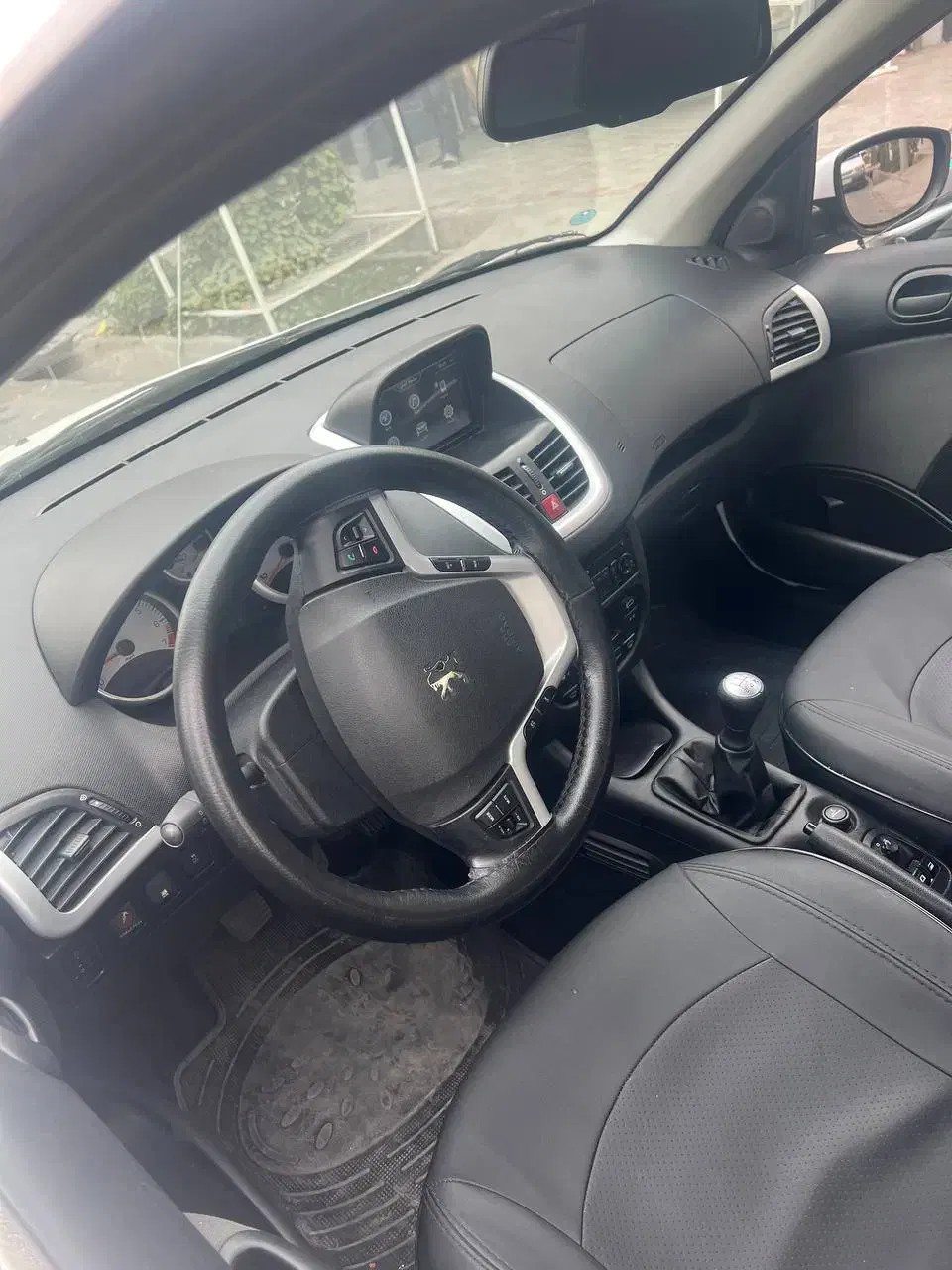 207پاناصندلی چرم ارتقا|خودرو سواری و وانت|اصفهان, باغ دریاچه|دیوار