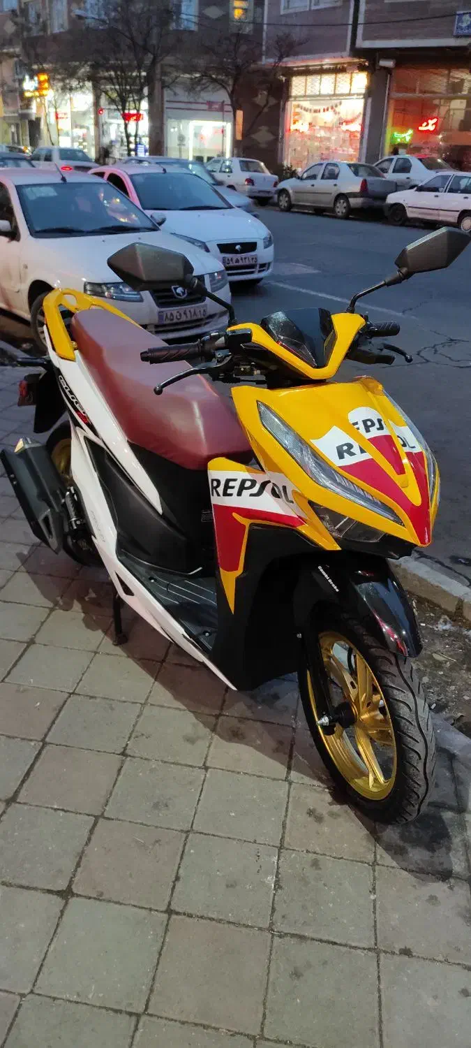 کلیک در حد صفر خشک|موتورسیکلت|تبریز, |دیوار