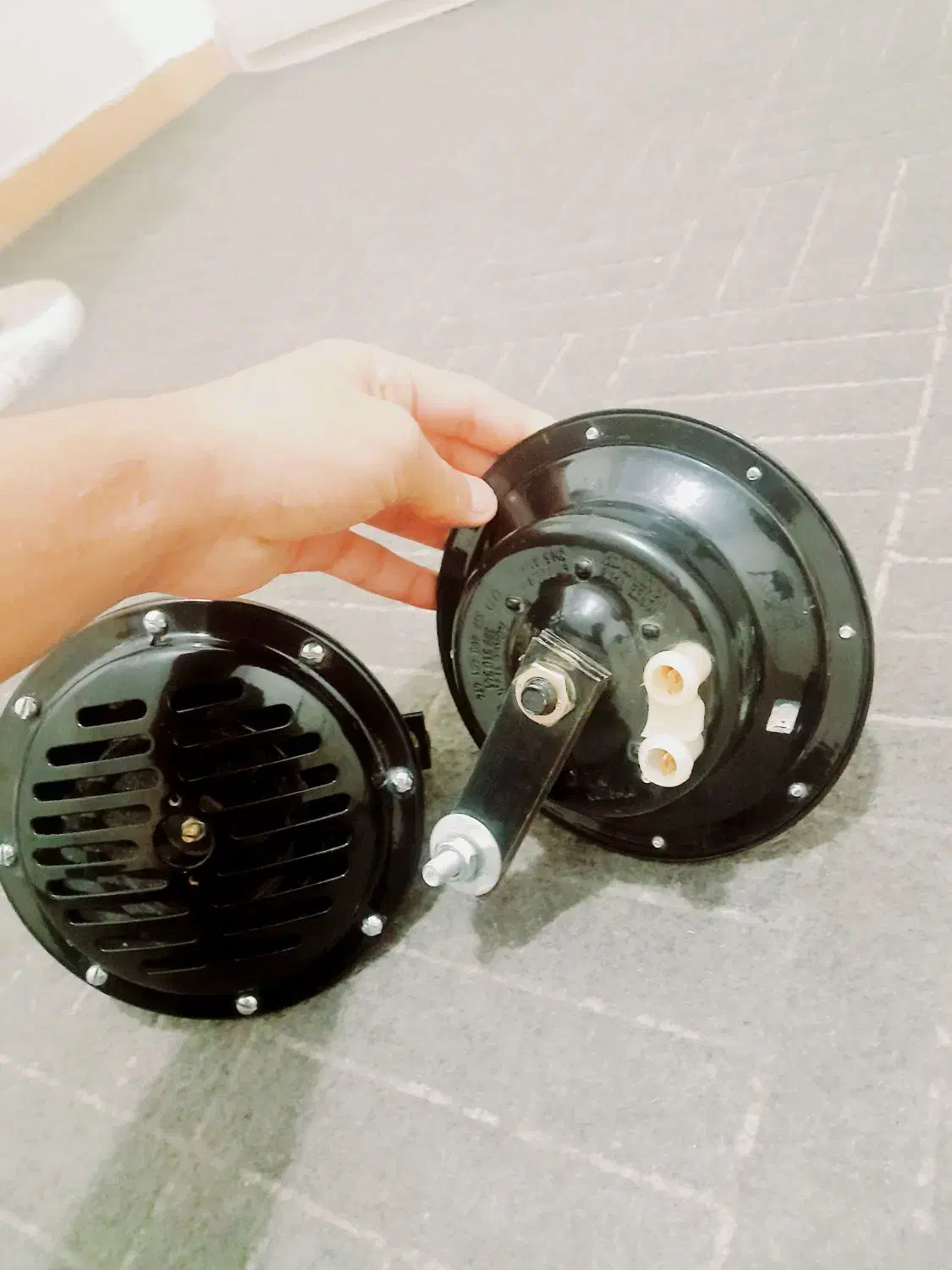 بوق ۱۰ ۱۱ اصلی و گاوی|قطعات یدکی و لوازم جانبی|کرج, خرمدشت|دیوار