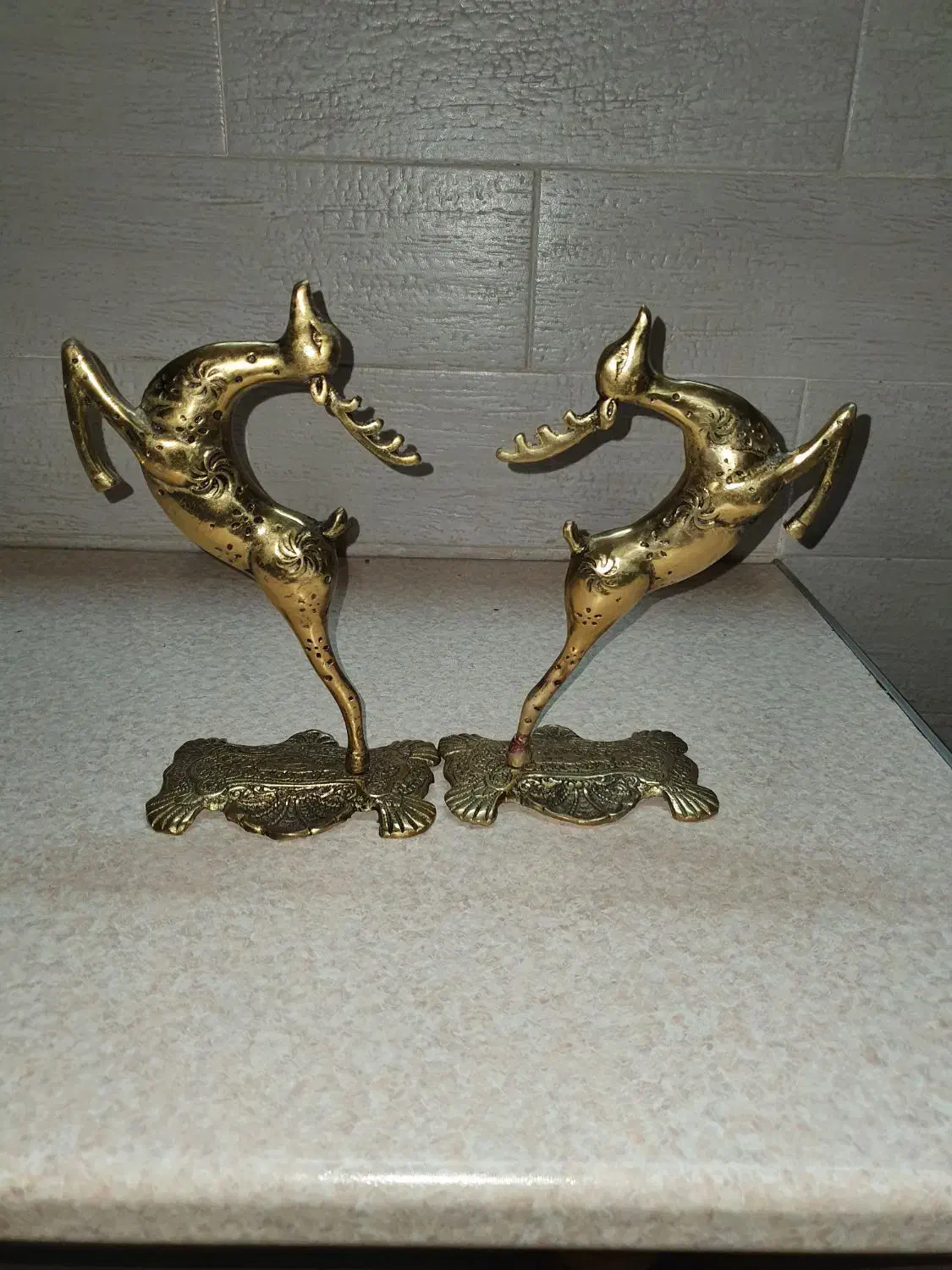 مجسمه برنزی گوزن|مجسمه، تندیس، ماکت|پرند, فاز ۰|دیوار