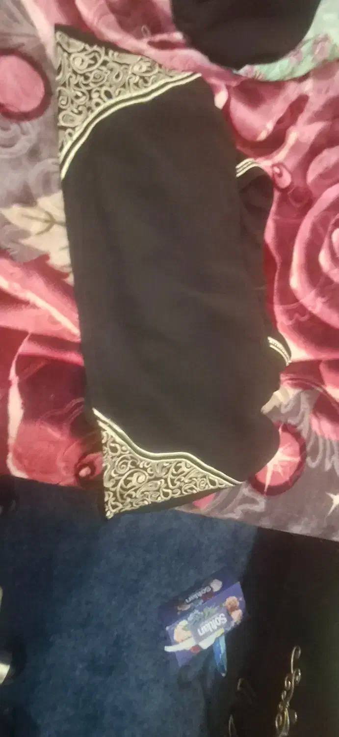 کت وسارافن|لباس|یاسوج, |دیوار